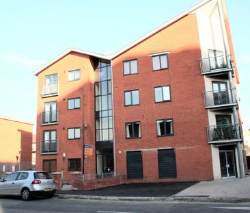 2 bedroom flat to rent - Photo 6