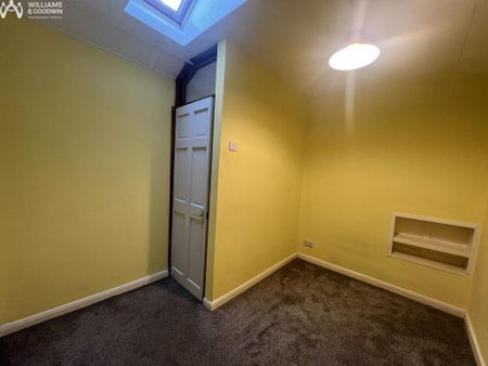 2 bedroom flat to rent - Photo 4