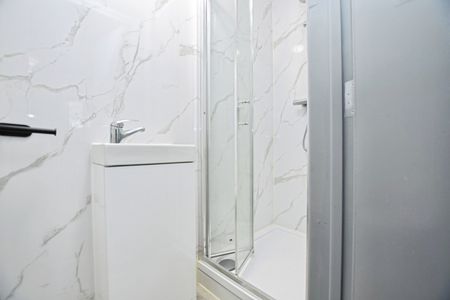 1 bedroom House To Let Total Size: 1496 SQ FT - Photo 3