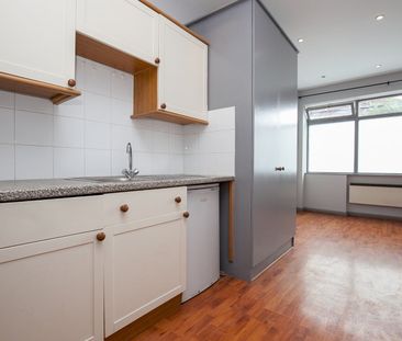 Studio Flat, Tooting Bec, SW17 - Photo 5