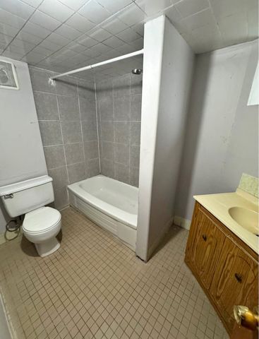 99 Henderson - Photo 5