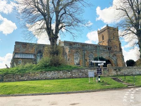 Long Row Cottages, Everdon, Northants. - Photo 3