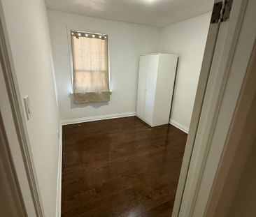 For Lease - 32 Belgravia Avenue Unit# Bedroom 1, Toronto, Ontario - Photo 2