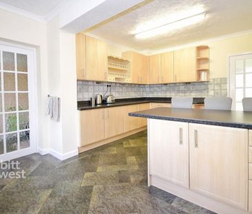 3 bedroom semi-detached house to rent - Photo 6