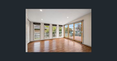 Charming 3 Bedroom Home on a Corner Block - Photo 3