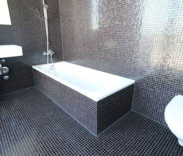 Lichtdurchfluteter Wohntraum: 5.5-Zi-Maisonette mit Weitblick - Foto 5