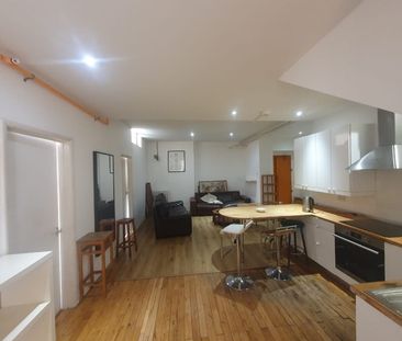 4 Bed Flat, Enterprise House, E9 - Photo 1