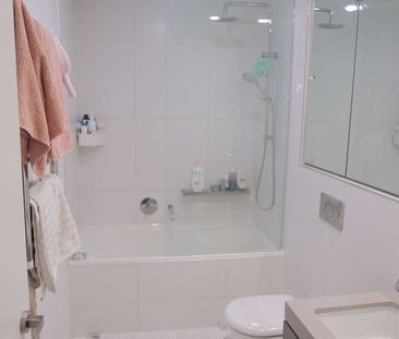 Abbotsford - Photo 2