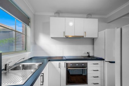 Modern Unit in a Prime Claremont Location - Photo 3