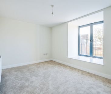 Alfriston Road, Seaford - Photo 2