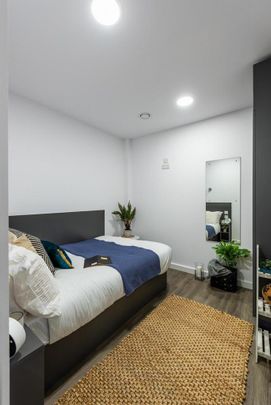 1 bedroom private hall to rent - Photo 1