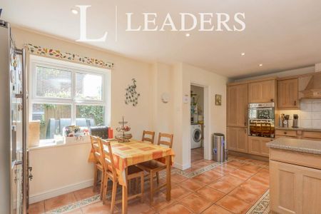 5 bedroom house to rent - Photo 4