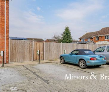 2 bedroom apartment to rent - Photo 3