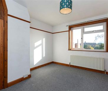 2 bedroom end of terrace house to rent - Photo 5