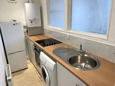 1 bedroom flat to rent - Photo 4