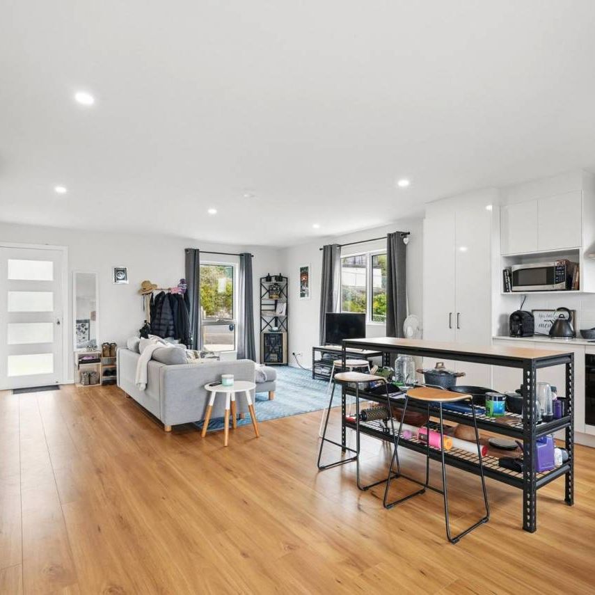 Amazing Views & Centrally Located - Photo 1