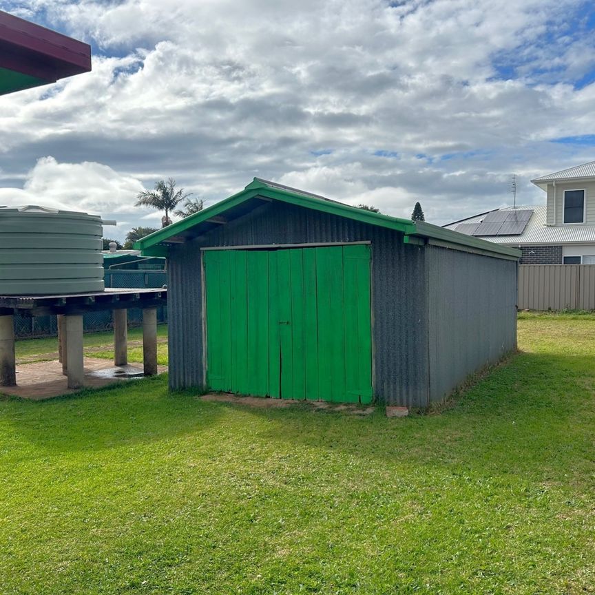 Room 3/8 Ranfurly Street, Newtown - Photo 1