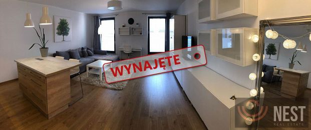 Do wynajęcia kawalerka 40 m2 ul. Tkacka - Photo 1