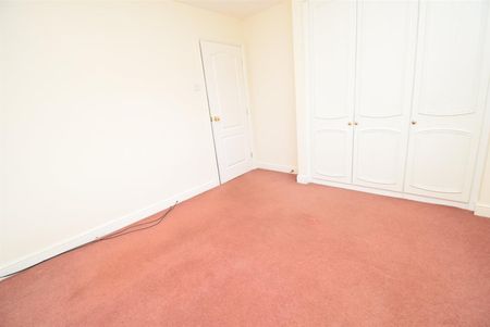 Windsor Close, Normanton - Photo 4