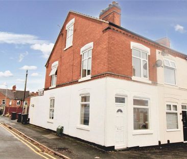 3 bedroom end of terrace house to rent - Photo 4
