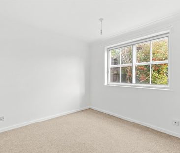 Hillary Close, Aylesbury - Photo 5