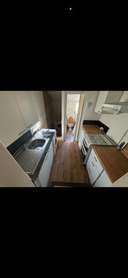 2 bedroom house to rent - Photo 1