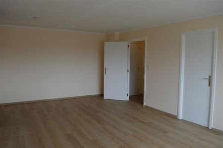 TE HUUR: Gunstig gelegen appartement met 2 slaapkamers te Munsterbilzen! - Foto 2