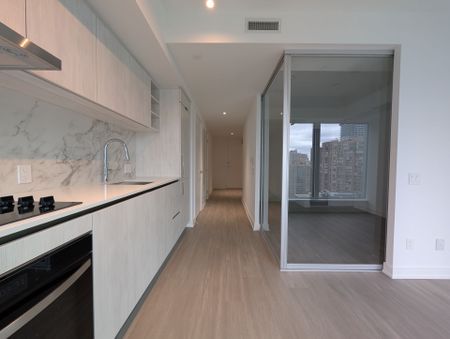 For Lease - 8 Wellesley Street Unit# 2505, Toronto, Ontario - Photo 3
