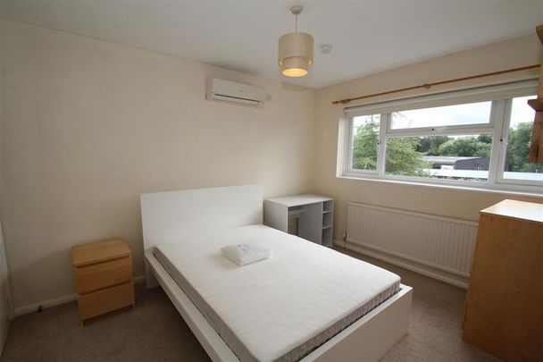 1 bedroom property to rent - Photo 1