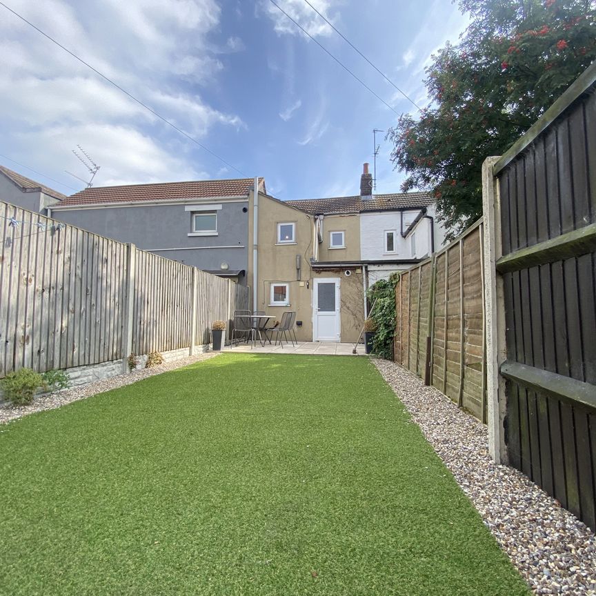 Camden Road, Great Yarmouth - Photo 1