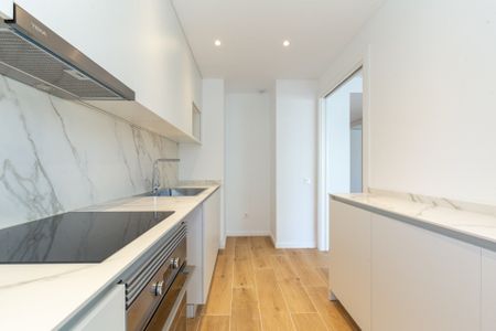 Piso de alquiler en Joan Miro, Finestrelles - Photo 4