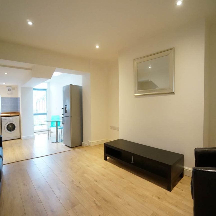 40 Garth Road - Photo 1