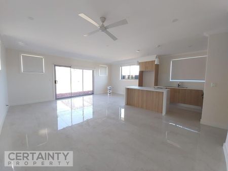 Gregory Hills - Photo 2