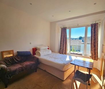 Eden Park, Summerhill Road, Dun Laoghaire, Co. Dublin - Photo 3