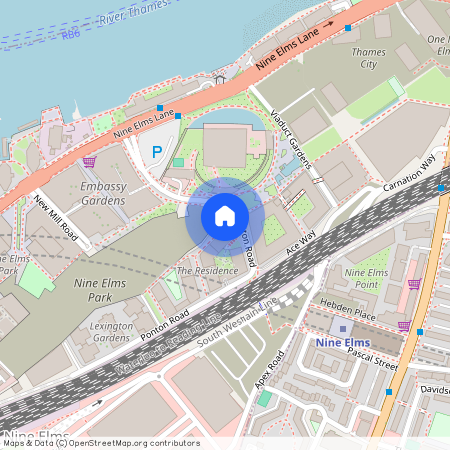Charles Clowes Walk, London