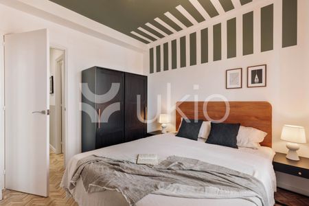 Apartamento de alquiler en Via Augusta, Vila de Gràcia - Photo 2