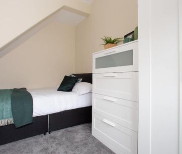 23 Hessle View, Hyde Park, Leeds, LS6 1ER - Photo 5