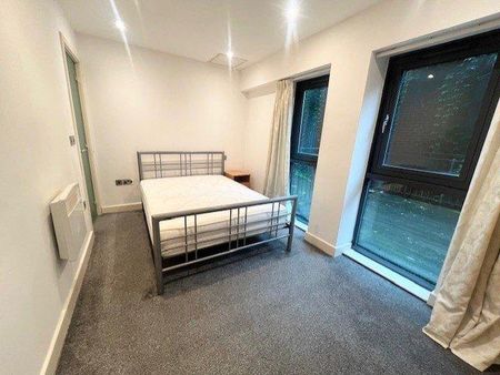 2 bedroom flat to rent - Photo 3