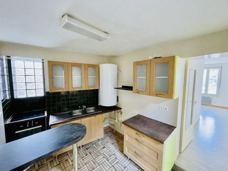 Location Appartement 2 pièces 54m² CHATELLERAULT 86100 - Photo 5