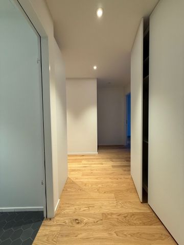 Comfortable living with balcony & public transport connection – new build apartment - Photo 3