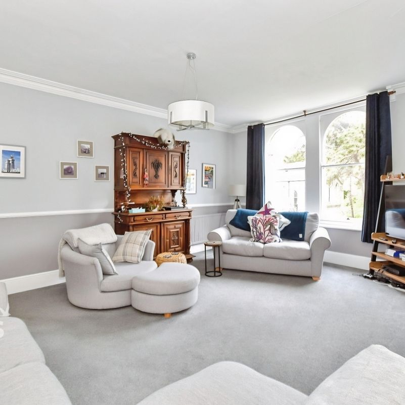 3 bedroom apartment to rent - Photo 1