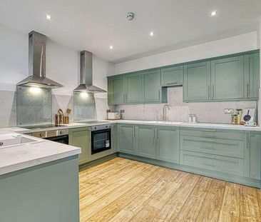 Thundersley Park Road, Benfleet, SS7 - Photo 2