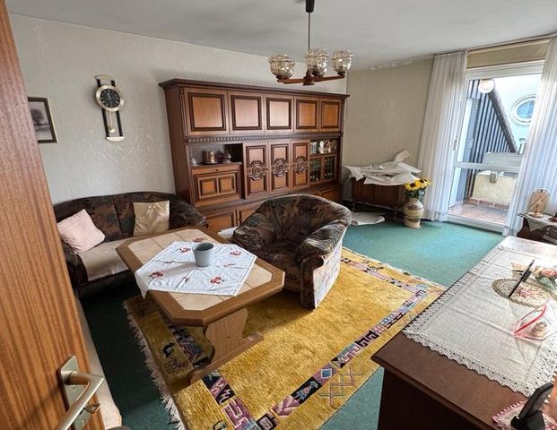 Seniorengerechte 2,5 Zimmerwohnung Nachmieter ab sofort gesucht - Photo 1