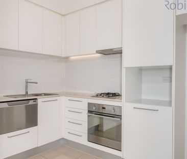 One bedroom apartment with ocean views. - Photo 6