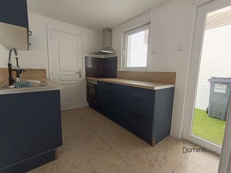 Location Maison 4 pièces 70m² LYS LEZ LANNOY 59390 - Photo 2