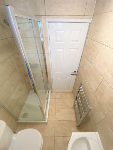 Bath Road, Hounslow - Photo 5