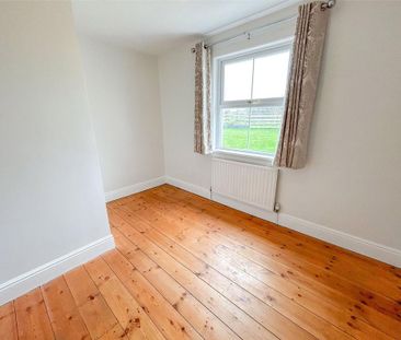 4 bedroom detached house to rent - Photo 1