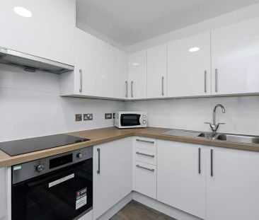 Gold Studio - Photo 5