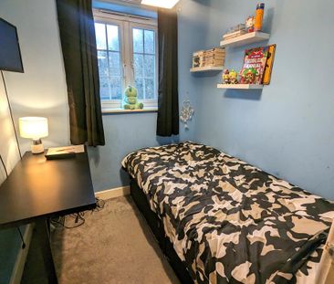 3 bedroom terraced house to rent - Photo 2