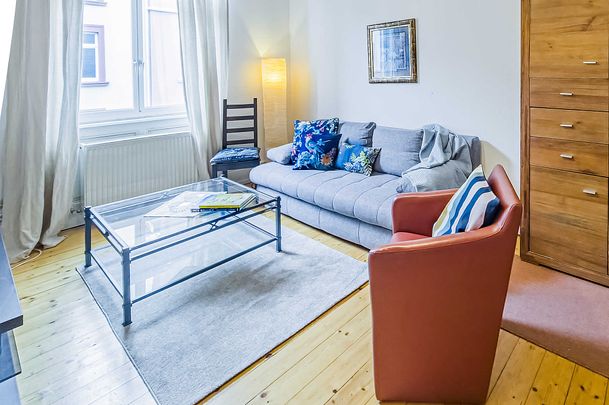 City-Residence: Nette 2-Zimmer-Altbau-Wohnung in ruhiger Lage von Bockenheim - Photo 1